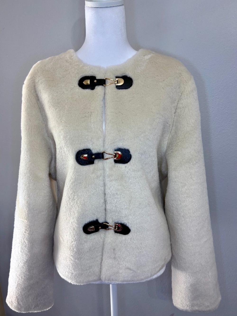Jason Wu NWT Cream Faux Shearling Jacket with Toggle Accents Size M
